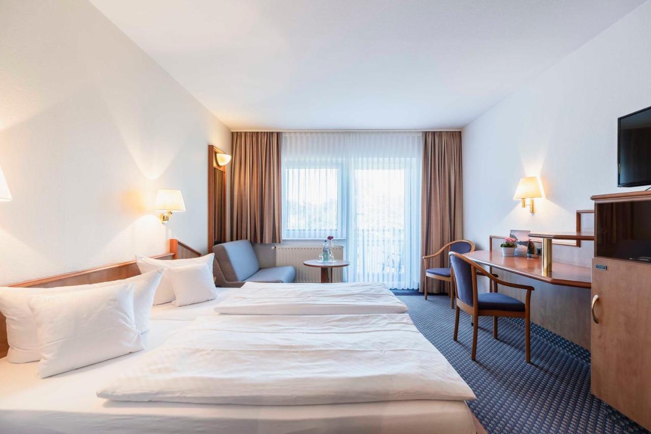 Hotel Markgraf Ленин Экстерьер фото